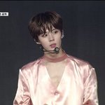 [프듀<b>X</b>] 엑스원 멤버들이 <b>말</b>하는 김우석