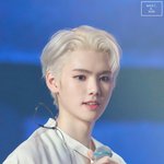 [엑스원] 강민희 금발 <b>톤그로</b> 라고 생각했는데