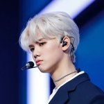 우리반에 강민희 닮은 남자애 있음