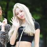 <b>유나</b> 머리색 빠지는중❤