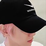 [EXO] 백현이 30분 잤대 ㅜㅜ