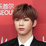강다니엘 무보정