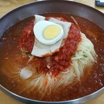 점심은 시원한 부산<b>밀면</b>곱빼기로~~~~~~~~