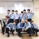 [엑스원] 원래 데뷔하고 앨범 판매량 <b>급증</b>하는 거?
