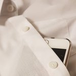 남편<b>셔츠</b>에 립스틱이 묻었어요