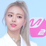 [모두드루와] <b>눈썹</b>이 너무나 아쉬운 여돌.jpg