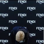 [강다니엘] <b>인사</b>하는 강다니엘 (·•︠ᴗ•︡ )