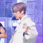 티저에서만 <b>머리색</b> 3번 바뀐 백현