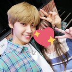<b>진혁</b>이 사진 찍을때 말야...