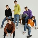 [뉴이스트] 이거 우리집 <b>거실</b>이야( 뻔뻔ㅋㅋ)