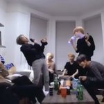 [NCT] <b>룸메즈</b>의 죽일놈...옆에서 난리난 형들