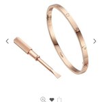 [댓글부탁해] 이게 대체 뭐길래 550만원이나 함??