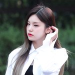 후드<b>집</b><b>업</b> 어디 거 입어??