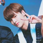 팬이랑 수다 떨다가 <b>사인</b> 안해준 신인아이돌