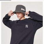 [댓글부탁해] <b>MLB</b> 맨투맨 많이 안 입어?..