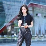 눈여겨 보게 만드는 걸그룹 <b>사복</b>패션