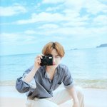 [EXO] 카메라가 준면이 얼굴만<b>하네</b>