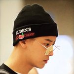 [EXO] 현생땜에 이제 봤는데 <b>찬열</b>이 비니에 체리ㅋㅋㅋ