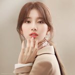 <b>셀카</b>도 연습해야 느는거지?