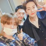 황민현 뮤지컬 보러 간 <b>윤지성</b> 이대휘