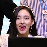 [댓글부탁해] 나연 혓바닥 <b>놀림</b> ㄷㄷㄷㄷㄷㄷ
