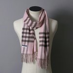 [드루와] 이 체크<b>무늬</b> 버버리 짭 아니지?