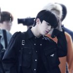 엑스원 데뷔후 첫 공항 패션