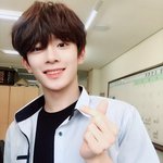 교복입은 기억조작남 유강민