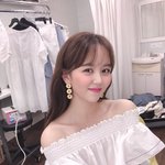 [댓글부탁해] 피어싱 좀 많이 하는거 비정상으로 보이냐