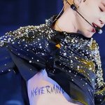 지민이도 문신이 있는데 <b>왜</b> 다<b>들</b> 중국 얘기를 하는 거야?