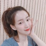 가을 하늘 닮은 <b>청초</b>한 아이돌