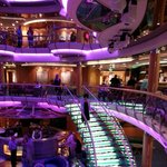 [캐나다 오케이투어] 여행후기: <b>선상</b>에서 마음것 즐기는 크루즈!