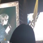 [인피니트] 앞에 화면 액자같이 연출한것 굳<b>b</b>