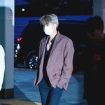 [EXO] 종인이 공항을 <b>런웨이</b>로 만들어버리기