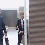 [강다니엘] 오늘도 <b>립밤</b>발랐오
