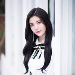 러블리즈에 권은비들어가면 어떨거같아?