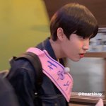 [김재환] 수요일은음악프로 <b>야외</b>촬영 직찍ㄷㄷ