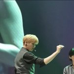 [강다니엘] 강다니엘 베스트입고 <b>다트</b> 던지는거