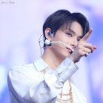 <b>활동</b>명 한글자인 남돌