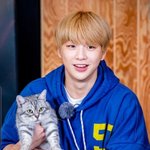 [강다니엘] 헐 이건또<b>모야</b>