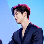 잘생김의 <b>대명사</b>인 男돌