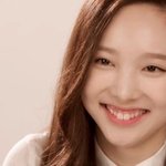 [모두드루와] <b>유진</b> 웃는거랑 정말 닮은듯한 나연...