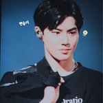 [EXO] 다시봐도 웃긴게 준면이 <b>엔딩때</b> 항상 민소매입는데