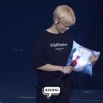 [EXO] 찬열이가 준 백혀니 <b>쿠션</b>ㅋㅋㅋㅋㅋㅋㅋㅋ
