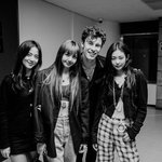 [블랙핑크] 션<b>멘데스</b>랑 블핑이들