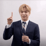 [댓글부탁해] 박보검-강다니엘 같은 <b>수트</b> 입은거래