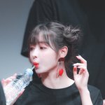 [댓글부탁해] 오마이걸 <b>유아</b> 이거 뭐야?