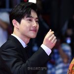 [EXO] 기사 사진이랑 홈 사진이랑 다를 게 없는 우리 <b>왕자</b>님...