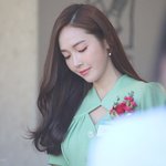 대체로 모든 <b>색이</b> 잘 받는 연예인