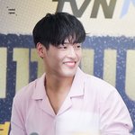 [댓글부탁해] 복학생들한테 인기많을<b>상이</b> 무ㅜㄹ까